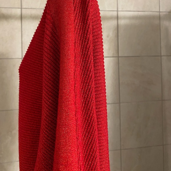 NWOT I.N. Studio red dolman-style sleeve top, size Petite Large - Picture 4 of 7